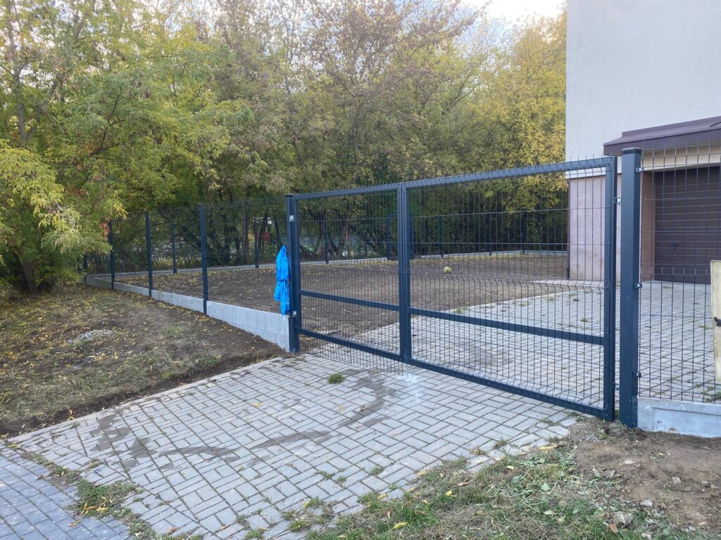 Ogrodzenie panelowe 3D na działce prywatnej w Lublinie